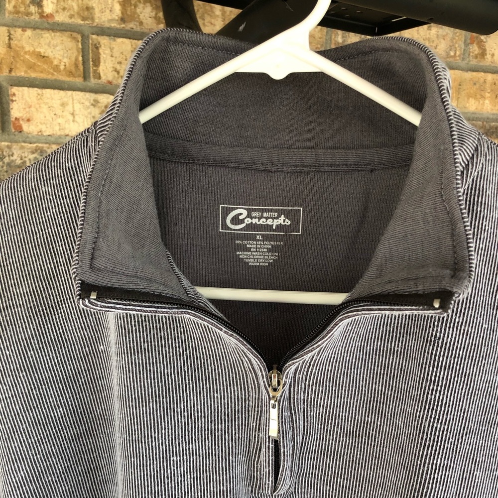 Men’s long sleeve shirt - Picture 3 of 3